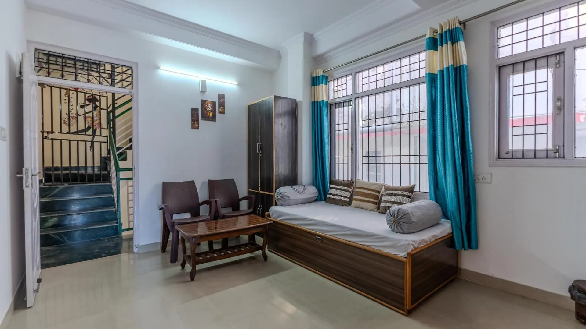 Hill View Apartment Shimla India